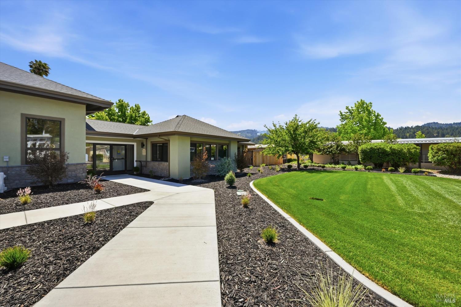 79 Iris Drive