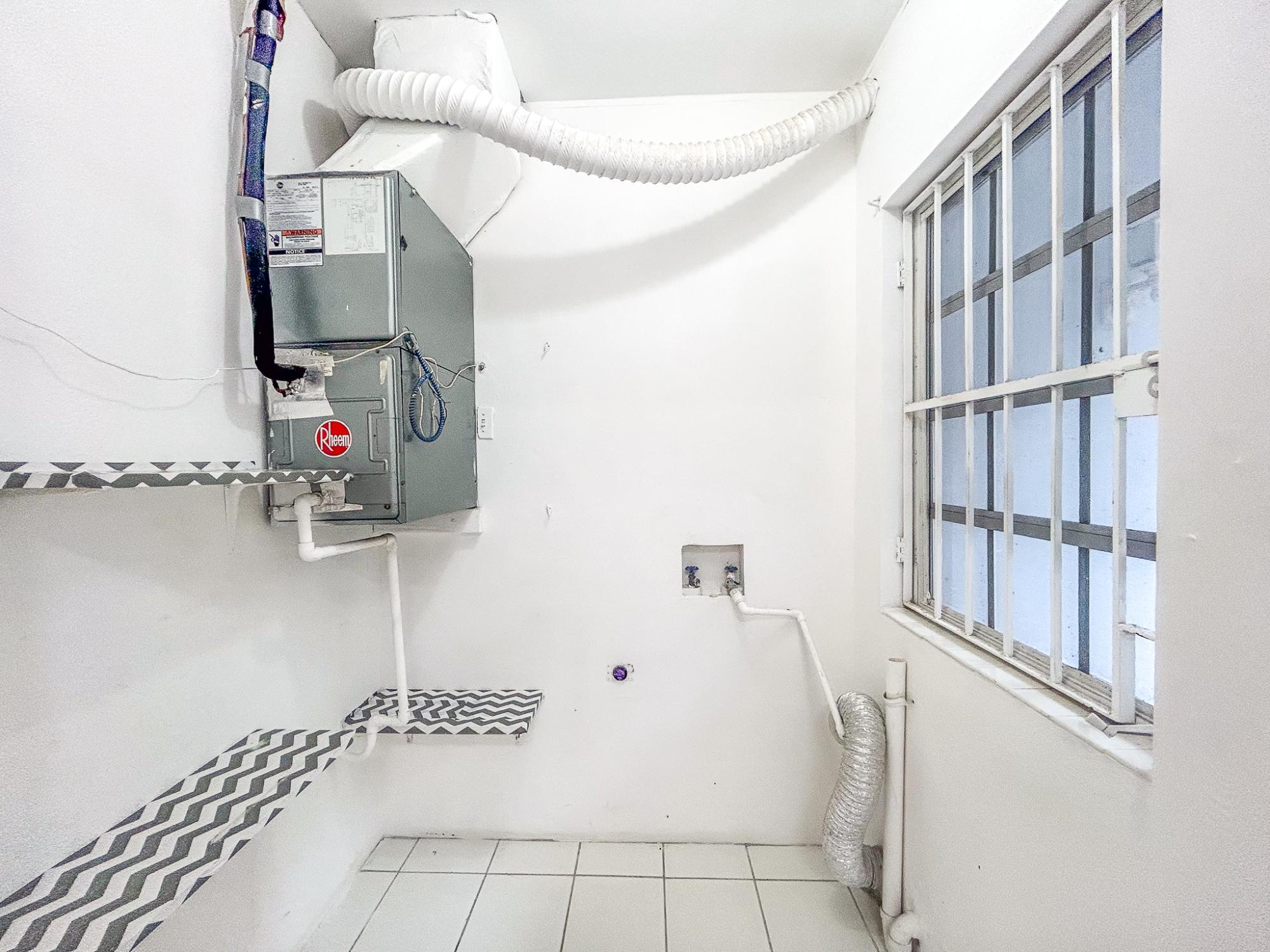 MANDINGO ALLEY, FOX HILL Unit: 2