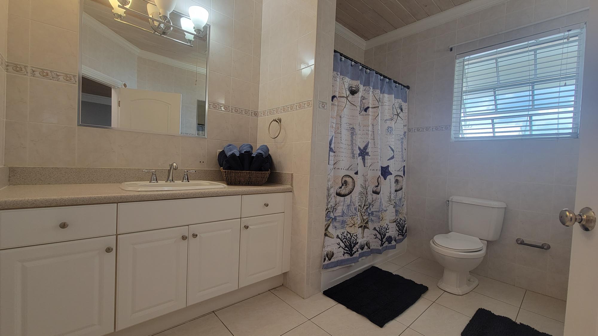 140 CORAL HARBOUR ROAD Unit: B
