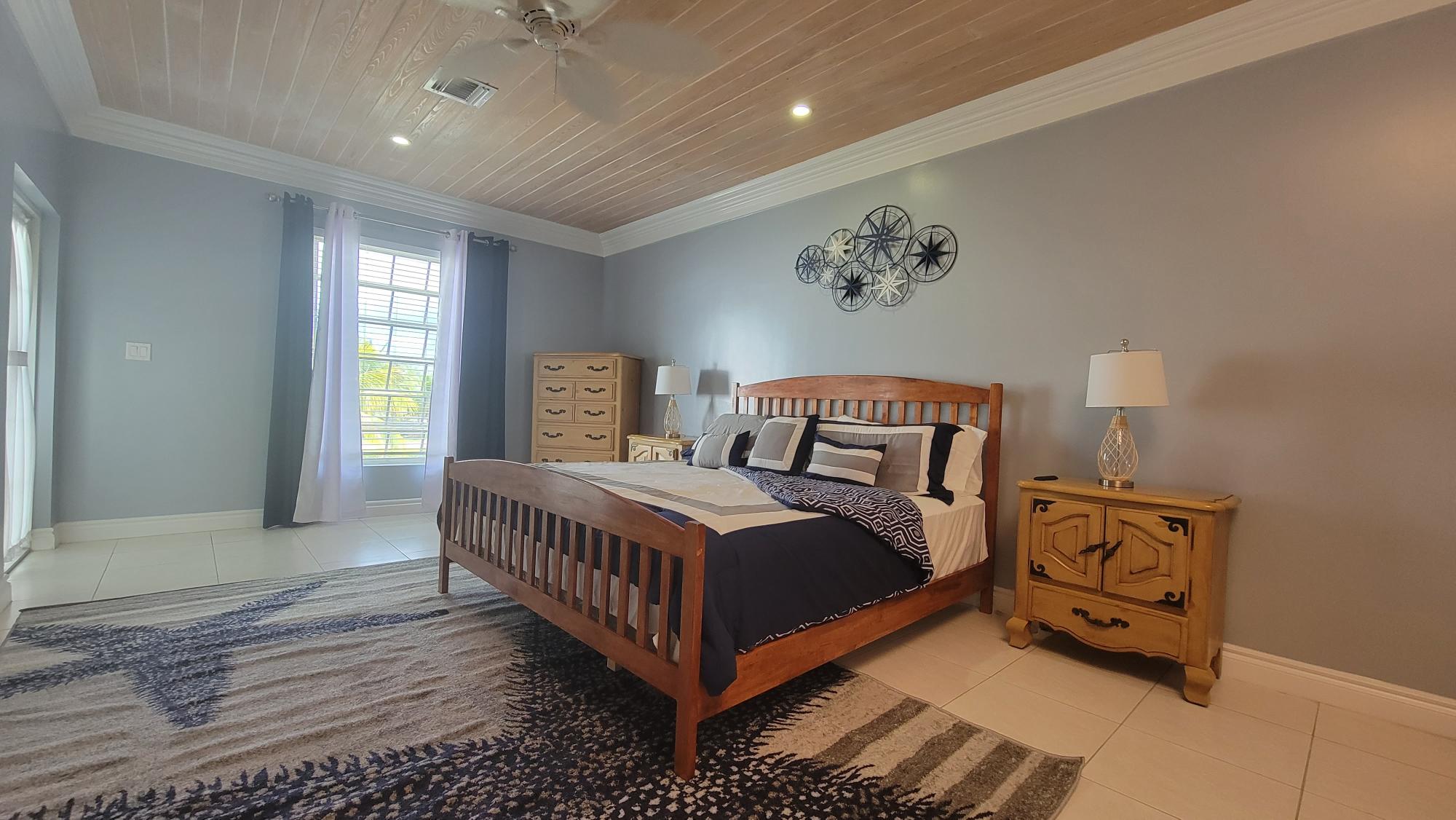 140 CORAL HARBOUR ROAD Unit: B