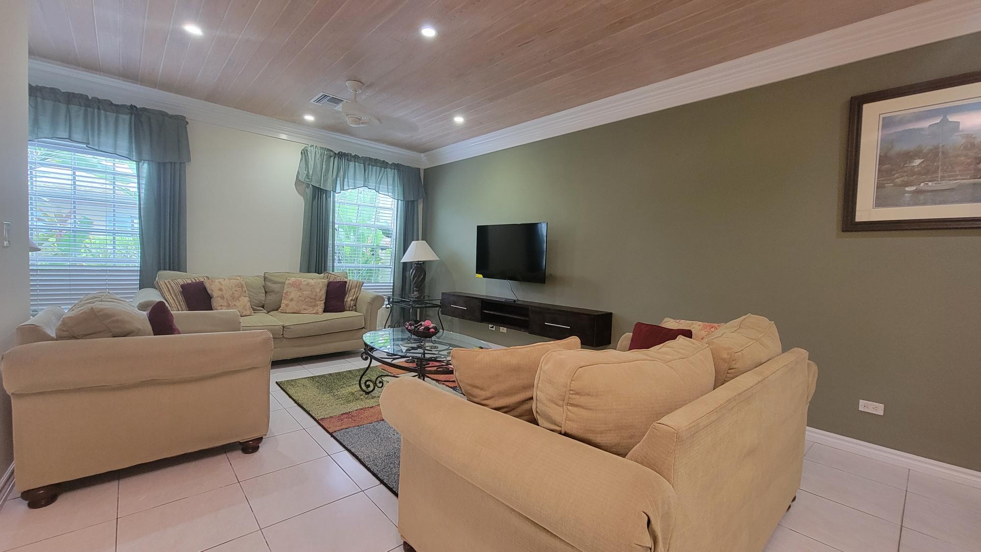 140 CORAL HARBOUR ROAD Unit: B