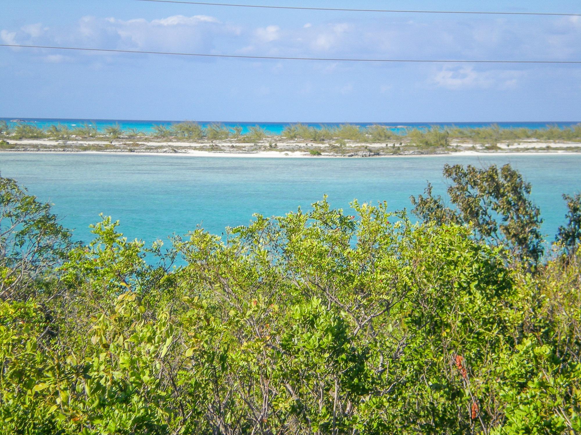 19477 BAHAMA SOUND 12A