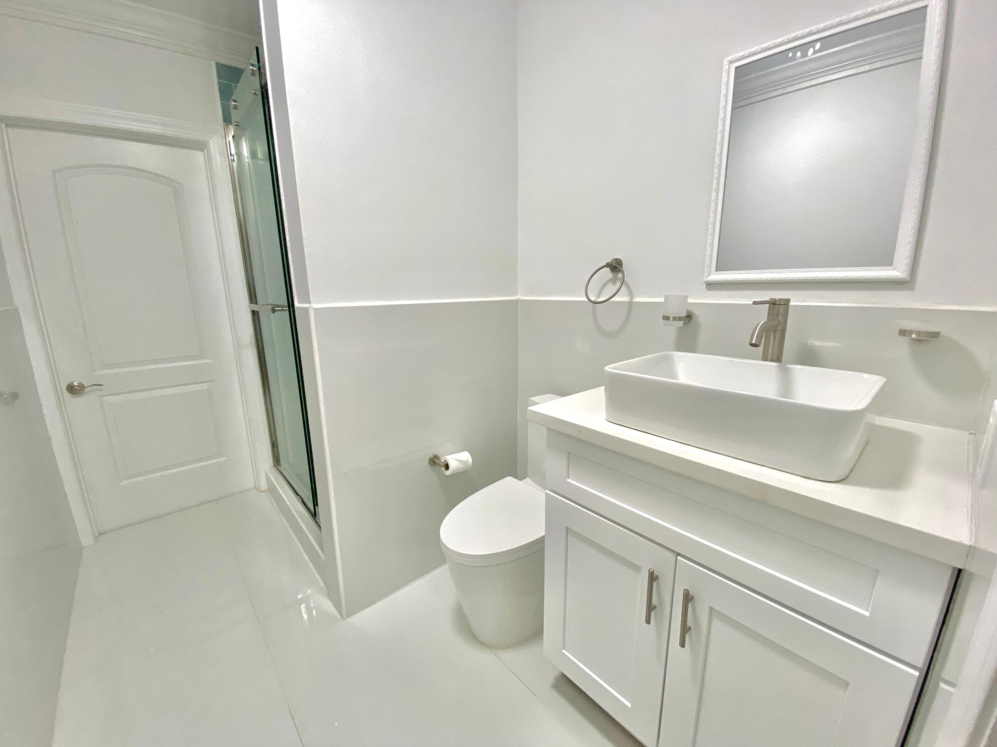 DUNMORE COURT Unit: 7