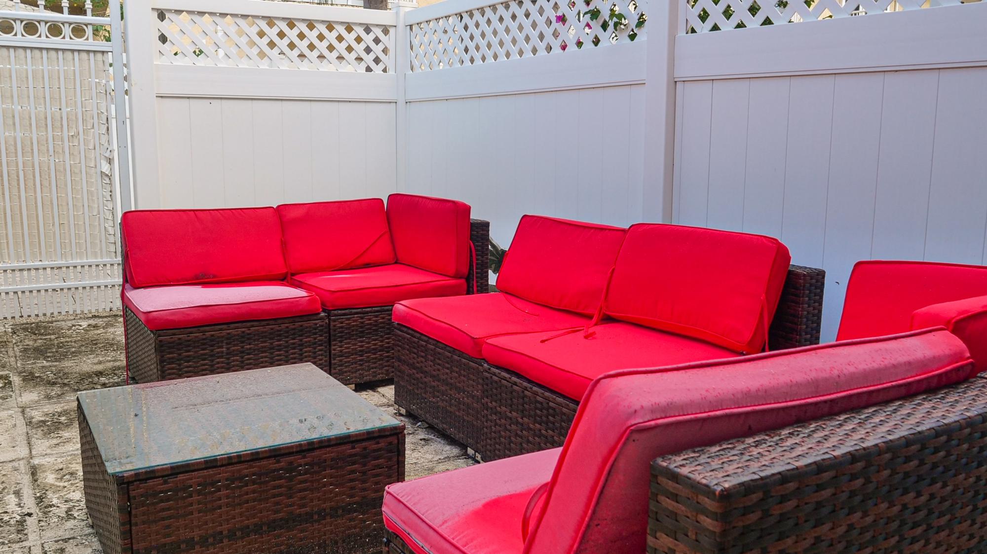 ROYAL PALM COURT Unit: 1