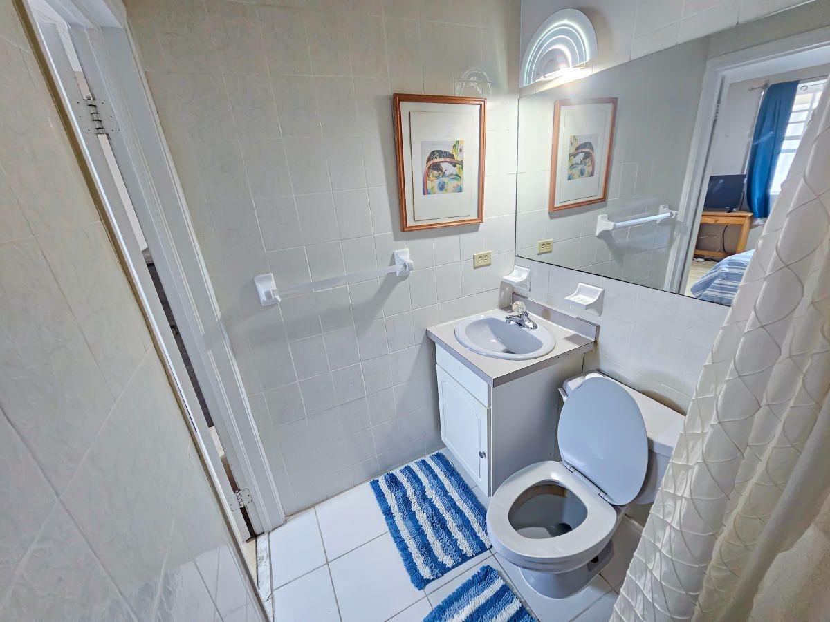 ROYAL PALM COURT Unit: 1