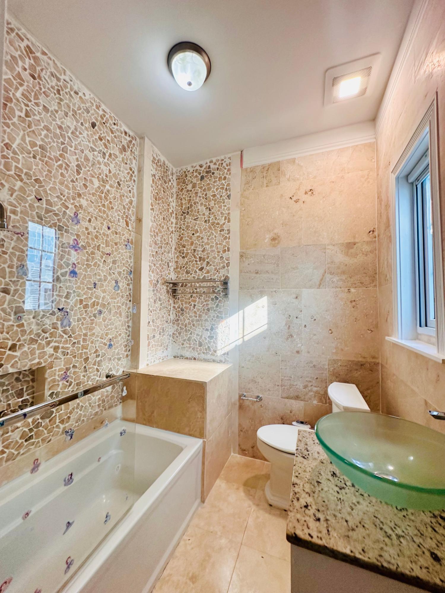 SANDYPORT JACARANDA CLOSE Unit: 21