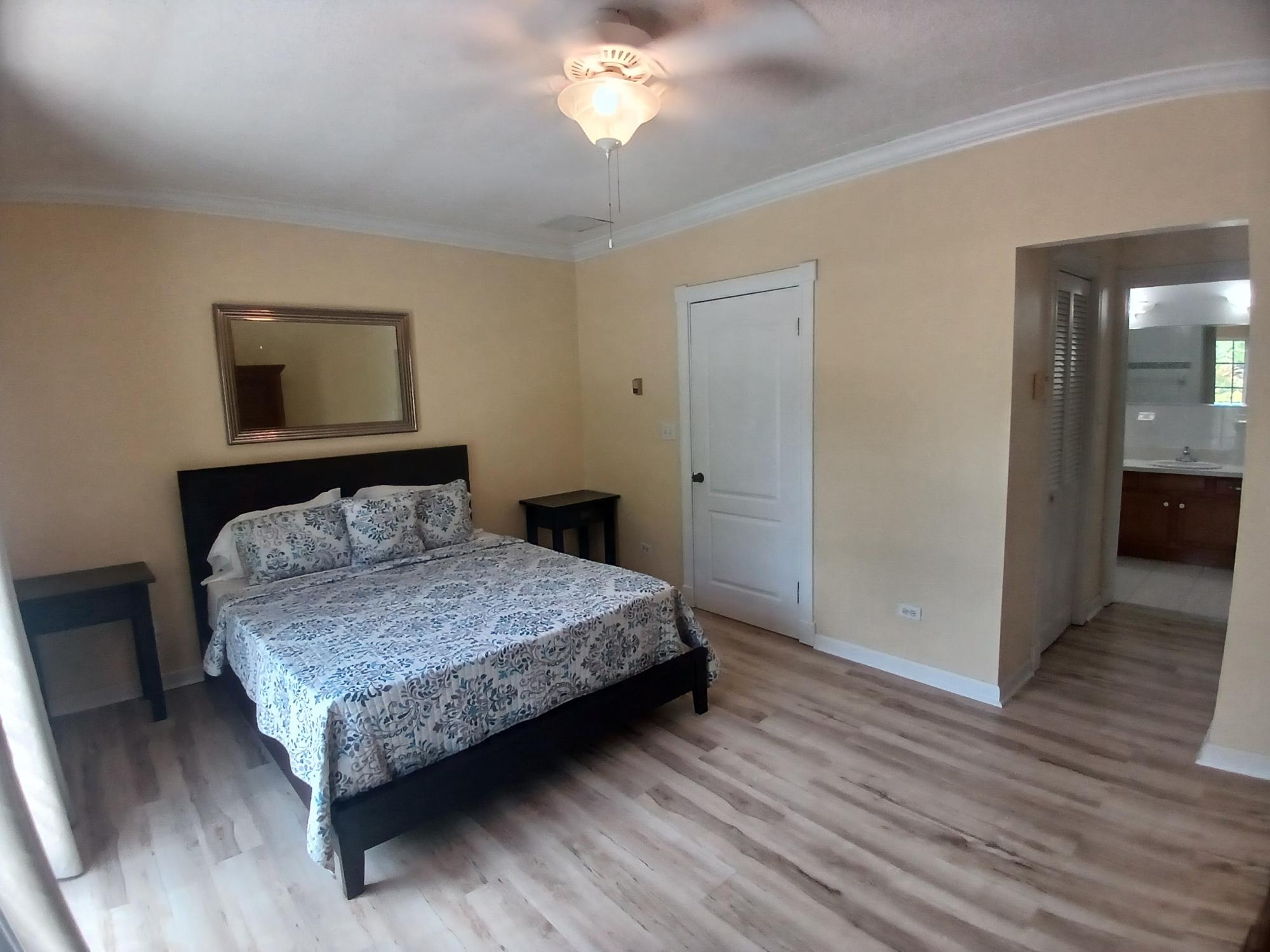 SEAVIEW DRIVE Unit: 4