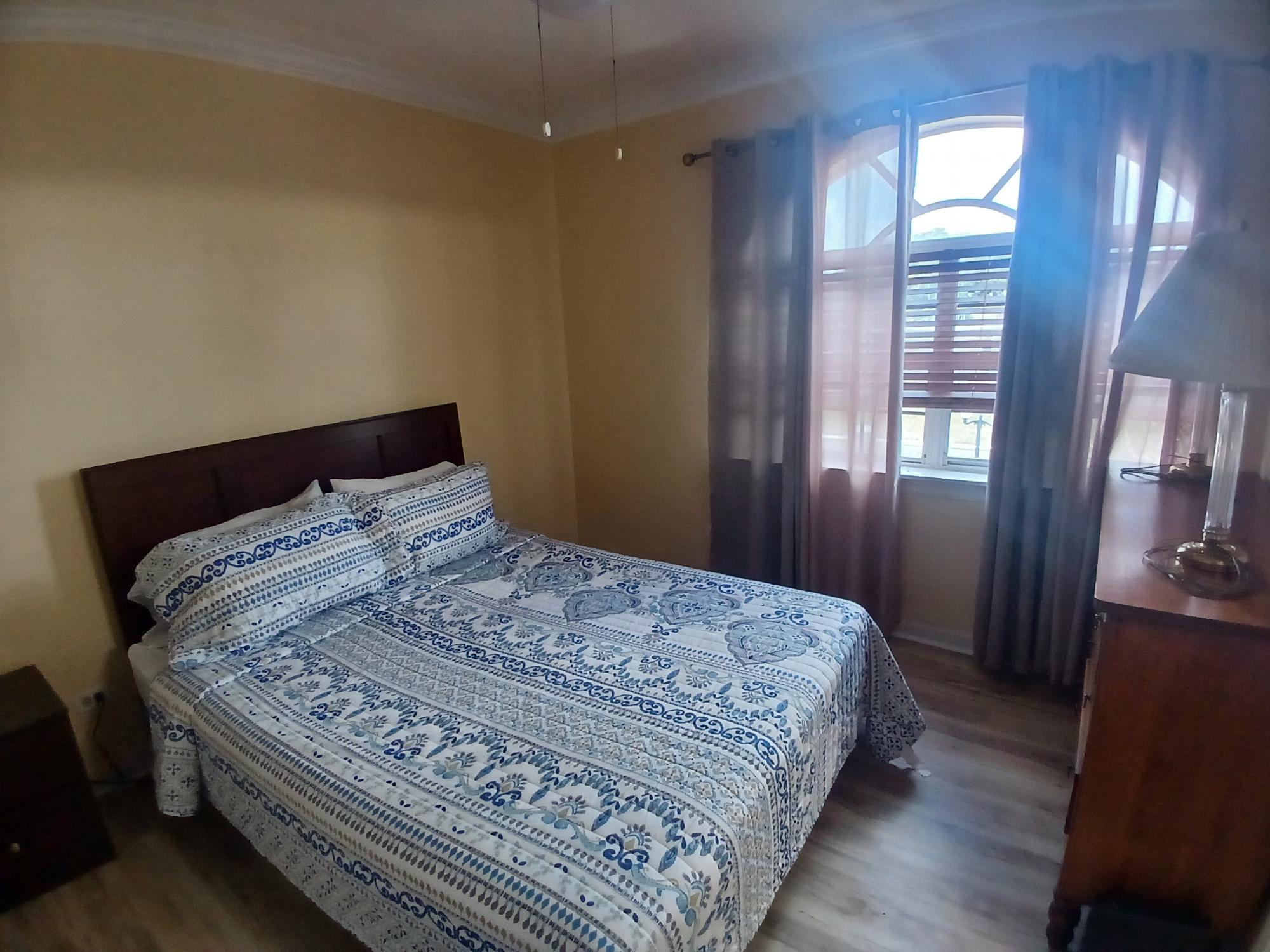 SEAVIEW DRIVE Unit: 4