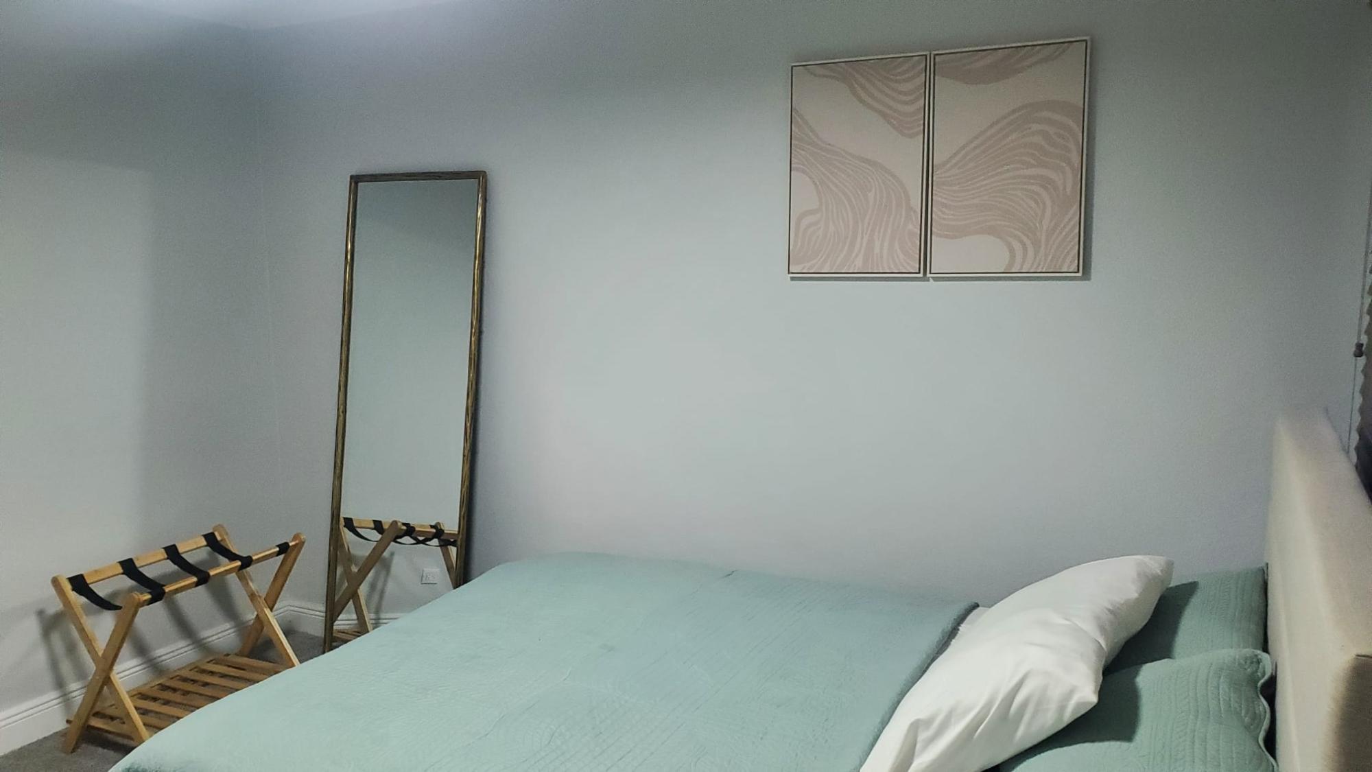 BENSON CRESCENT Unit: 1