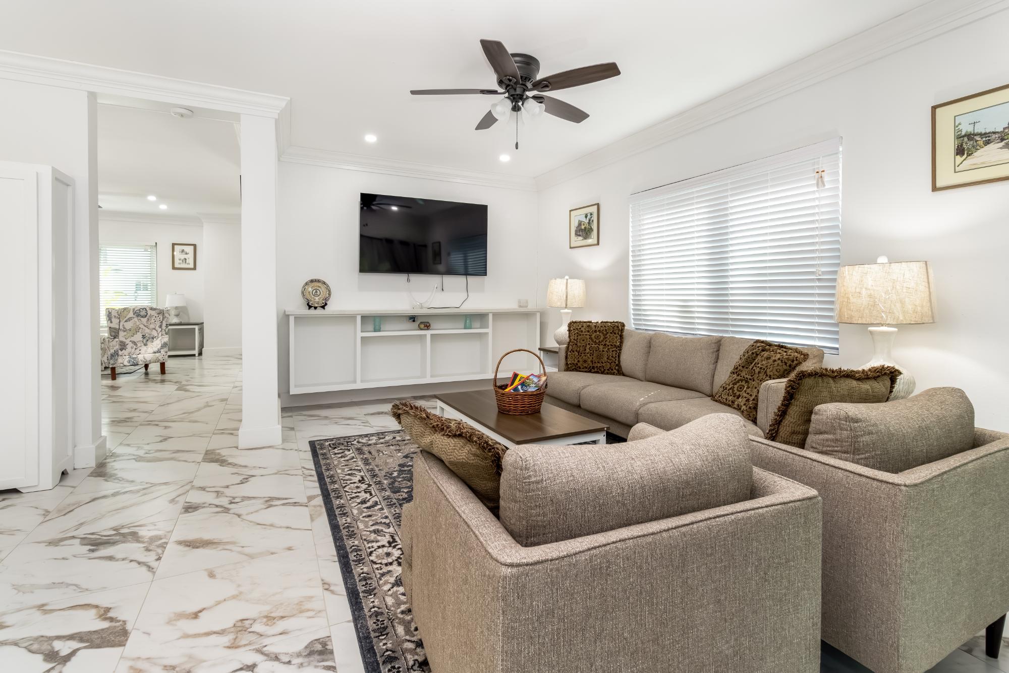 62 DRAGON FLY DRIVE Unit: 2