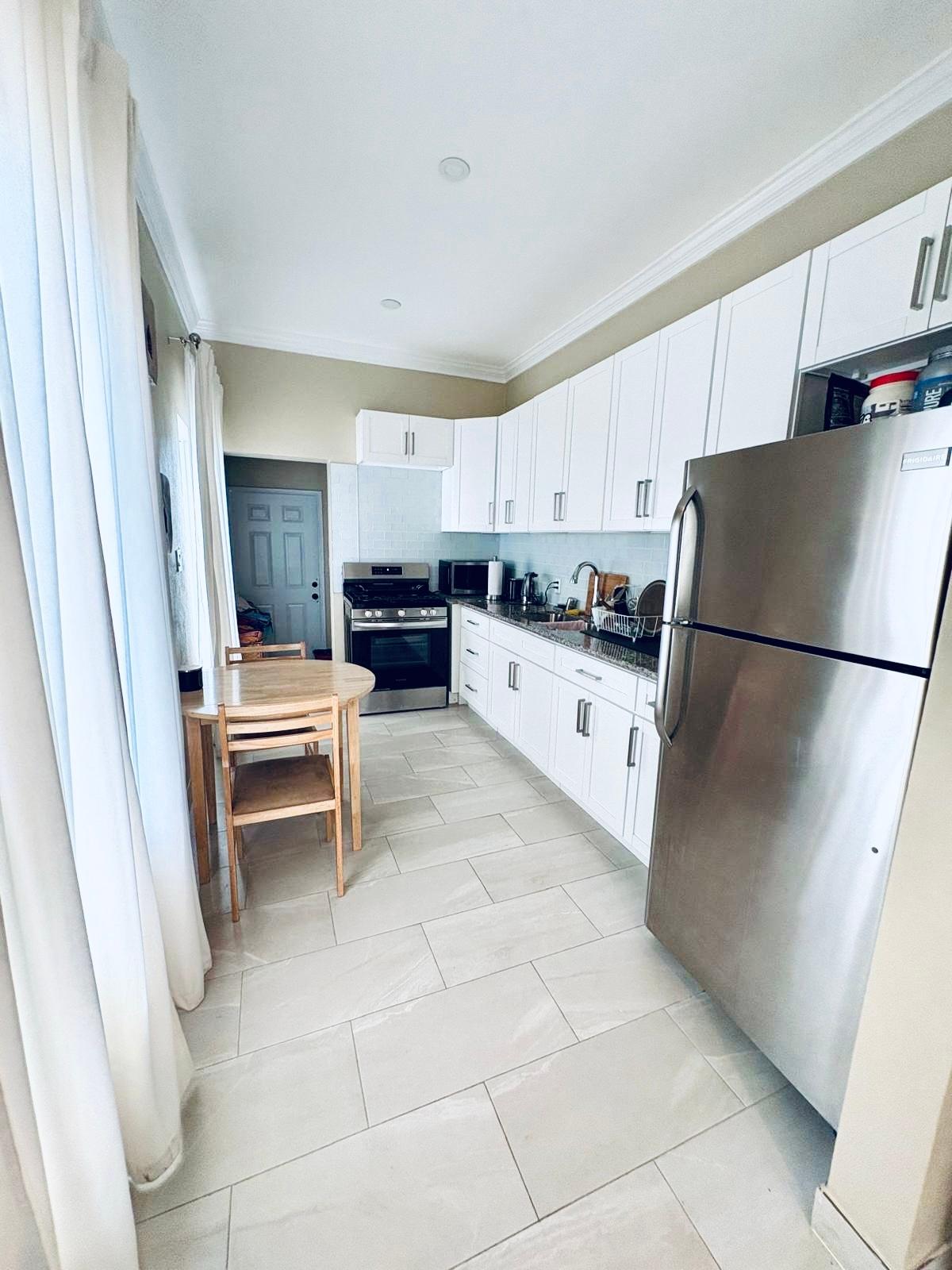 Number 7 BLENHEIM ROAD, STAPLEDON Unit: Unit 1