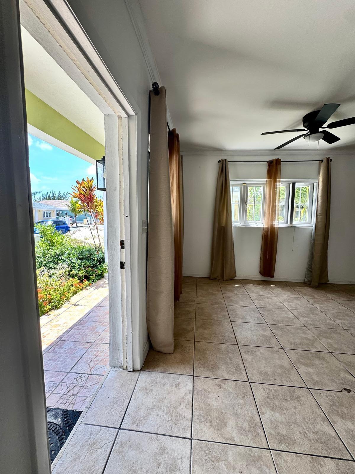 VENICE BAY Unit: 1