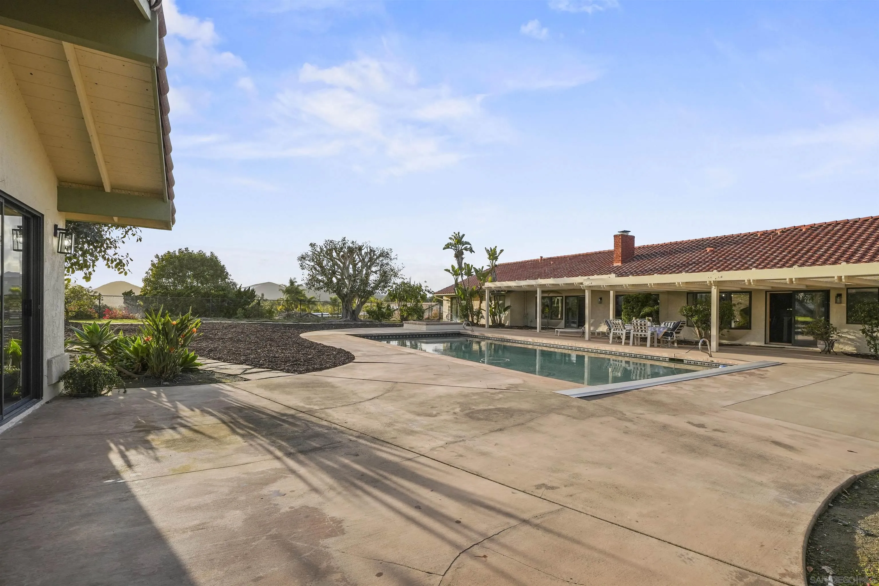 1549 Ventana Drive