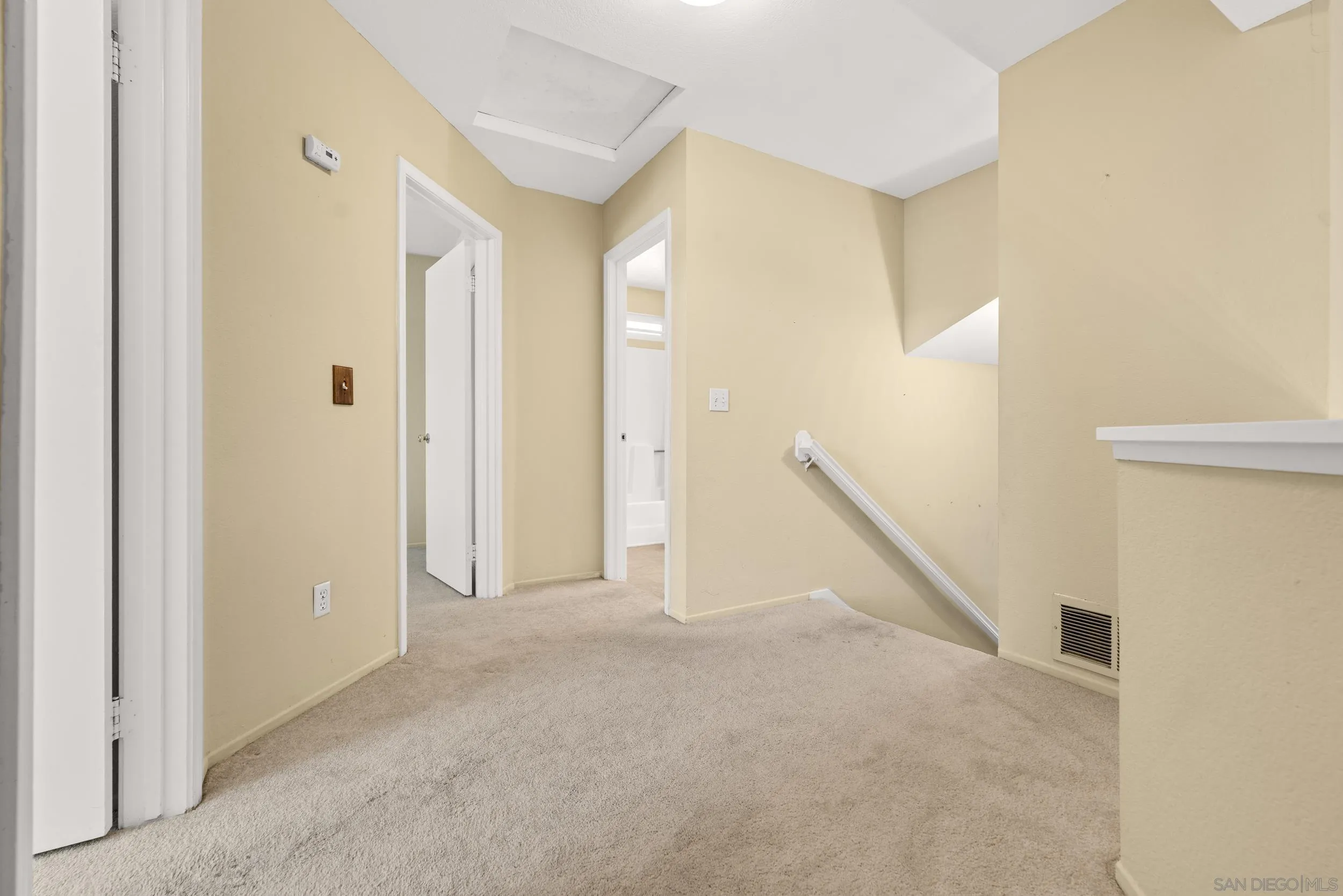 1813 Avenida Segovia