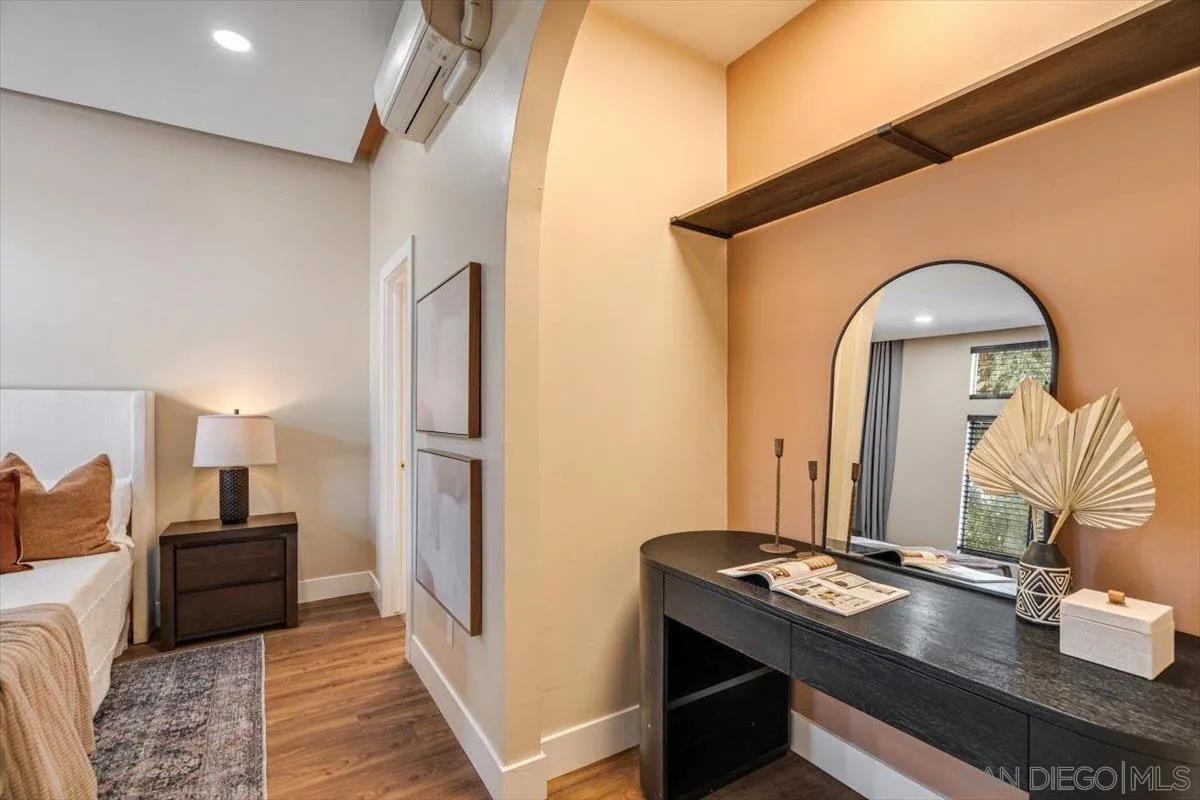 3722 Arnold Avenue Unit 6