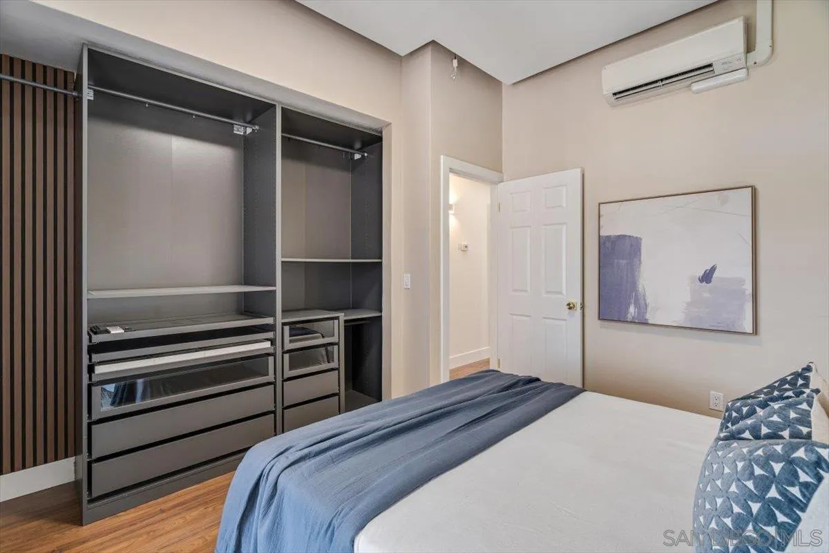 3722 Arnold Avenue Unit 6