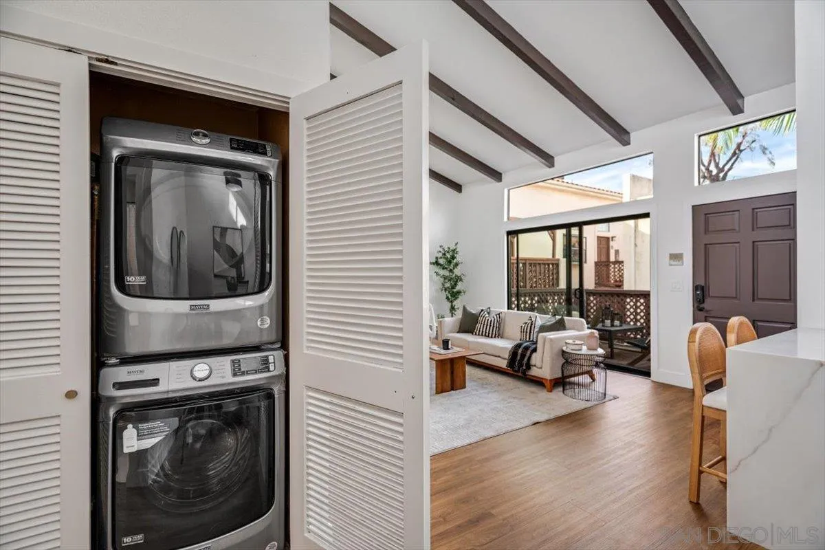 3722 Arnold Avenue Unit 6