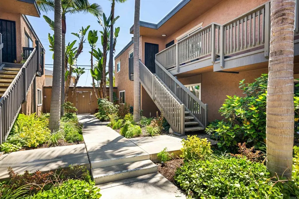 4565 Cleveland Ave Unit 8