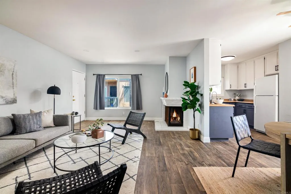 4565 Cleveland Ave Unit 8
