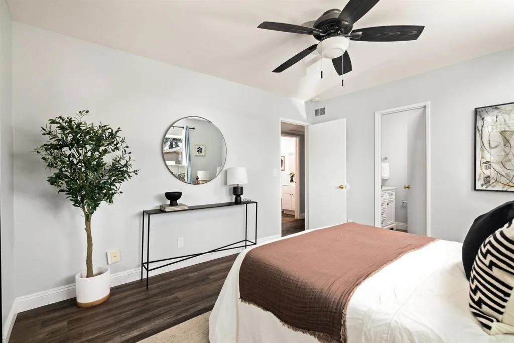 4565 Cleveland Ave Unit 8