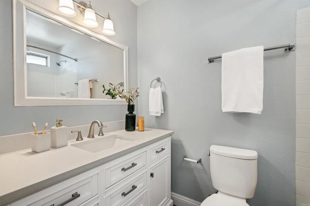 4565 Cleveland Ave Unit 8
