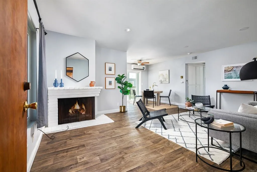 4565 Cleveland Ave Unit 8