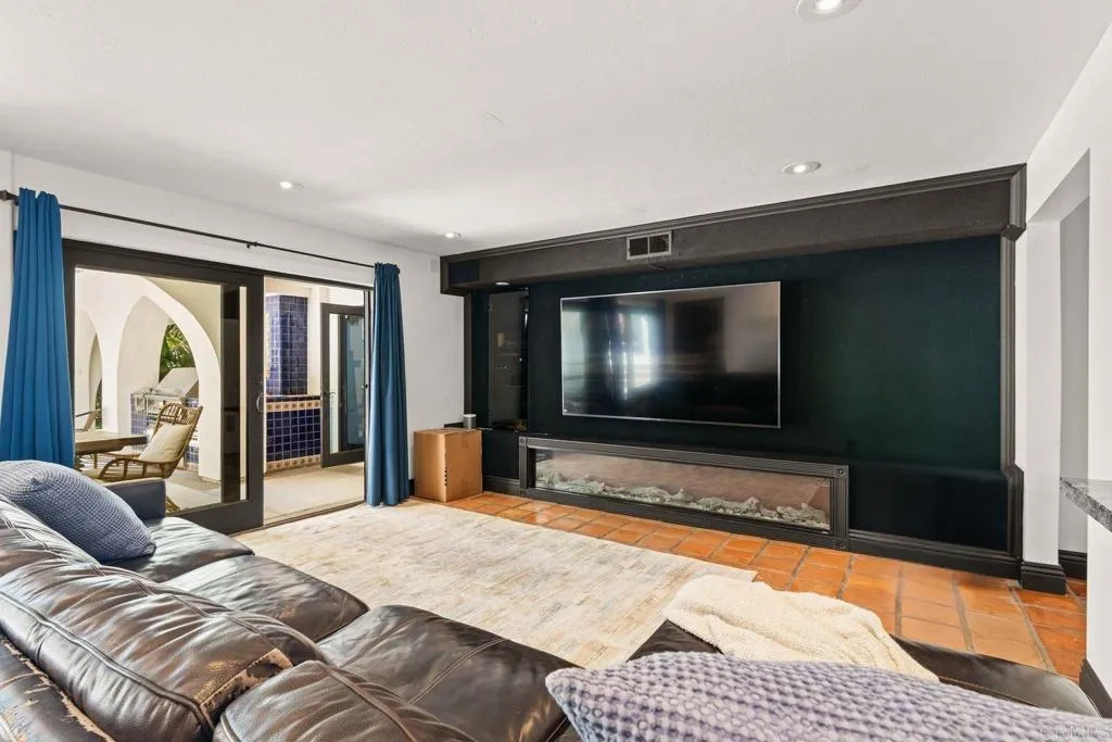 2154 Ranch View Terrace