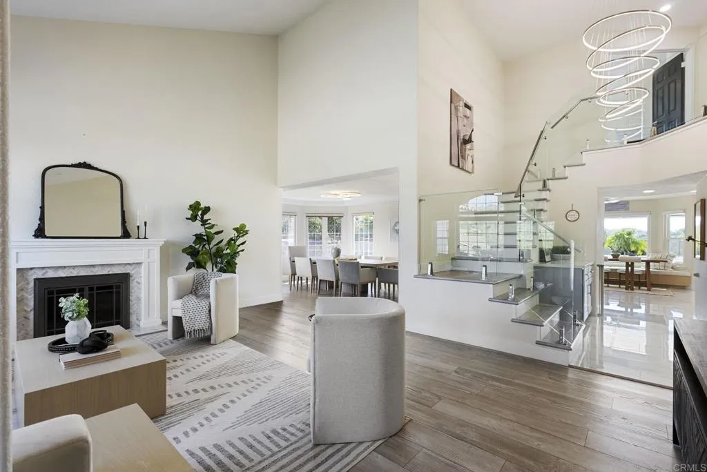 15458 Harrow Lane