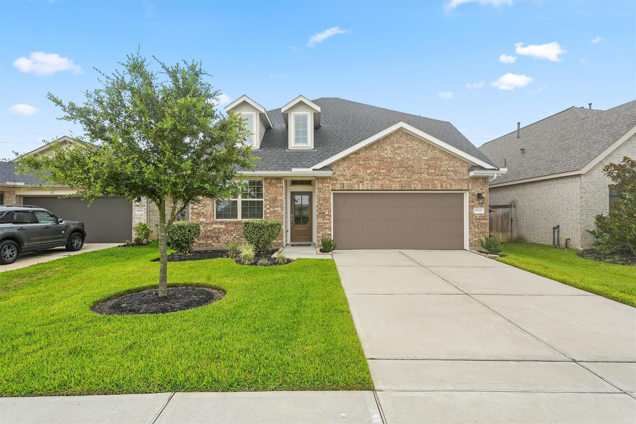 19115 Friesian Stallion Lane