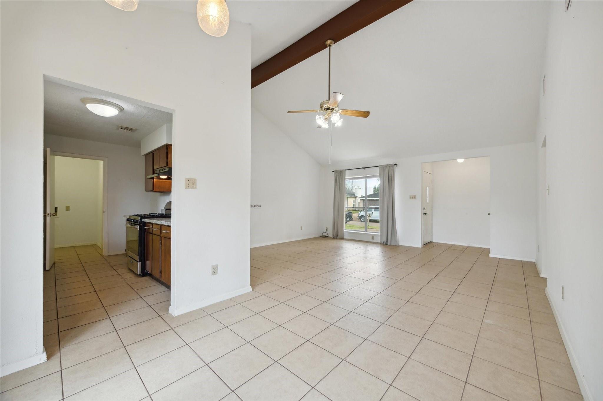 2723 N Brompton Drive