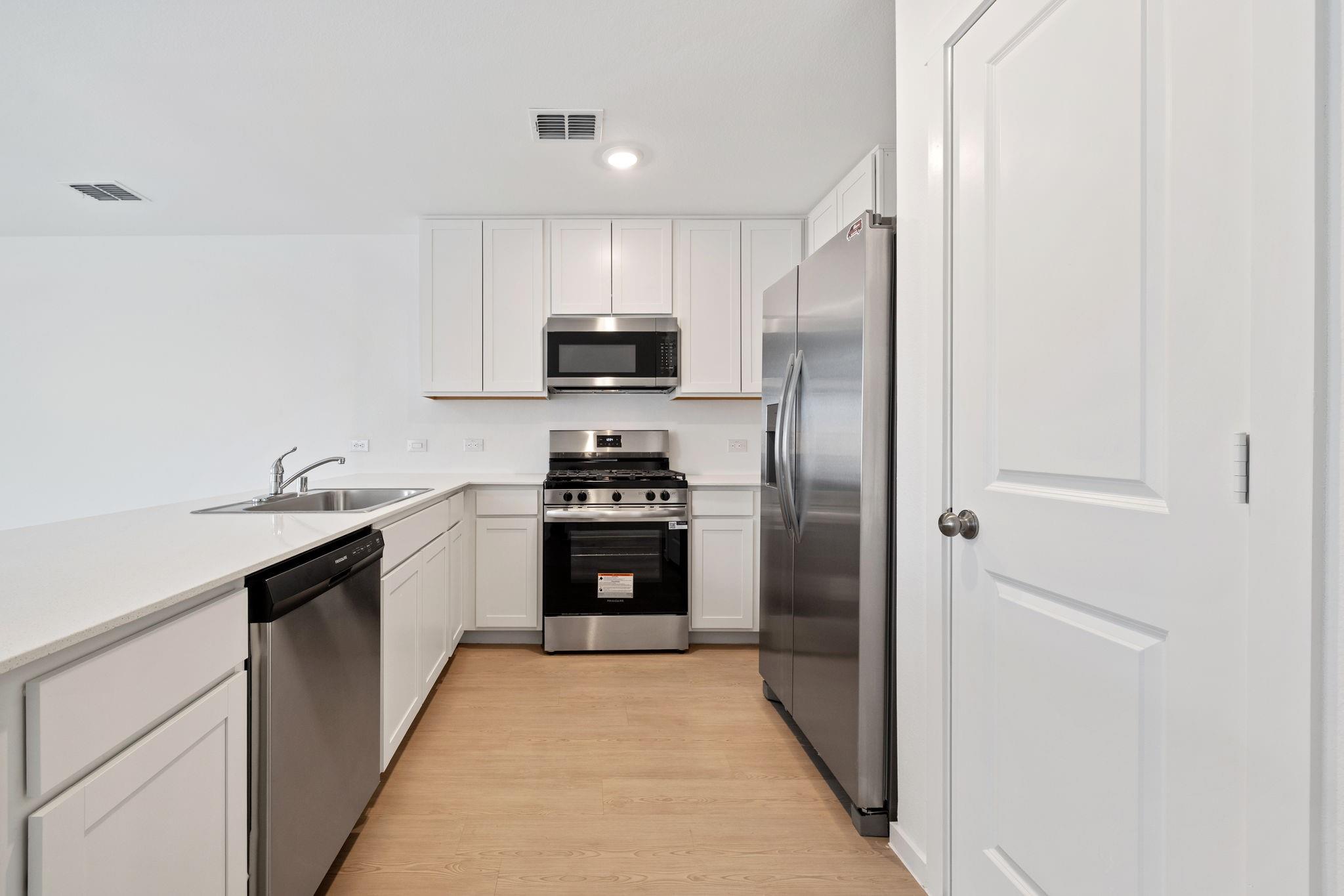 3912 Pontchartrain Parkway