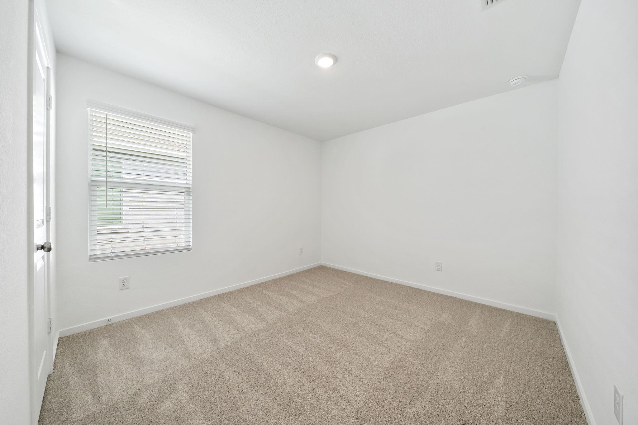 3912 Pontchartrain Parkway