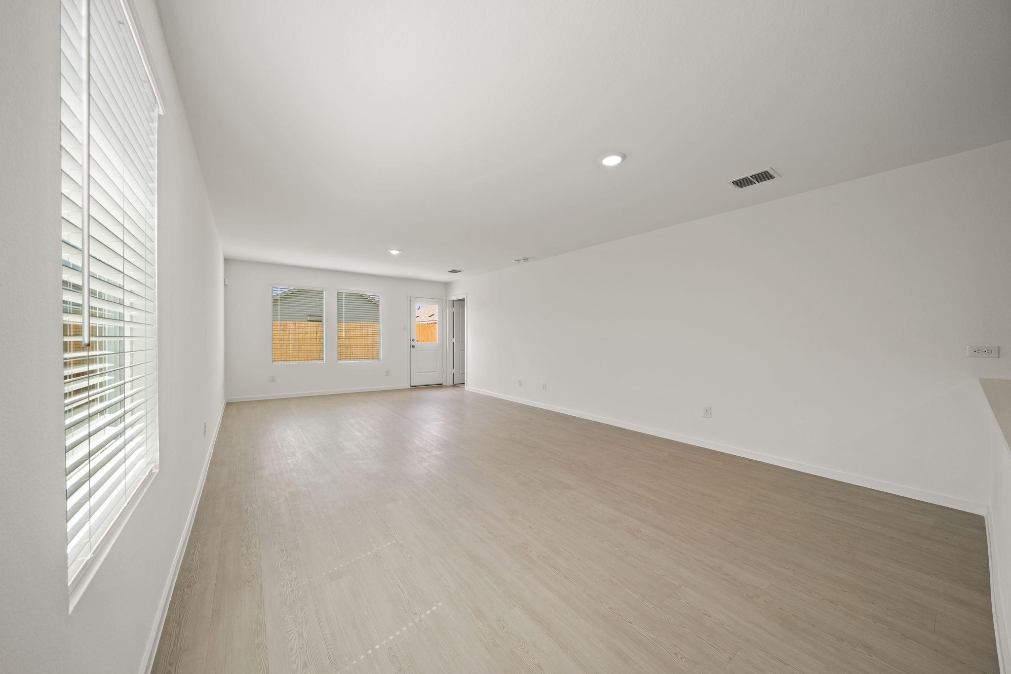 3912 Pontchartrain Parkway