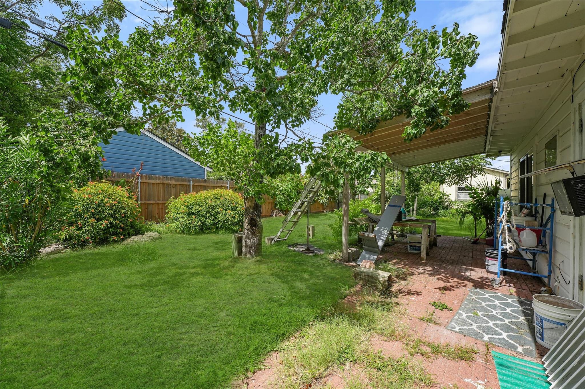 114 Bonita Avenue