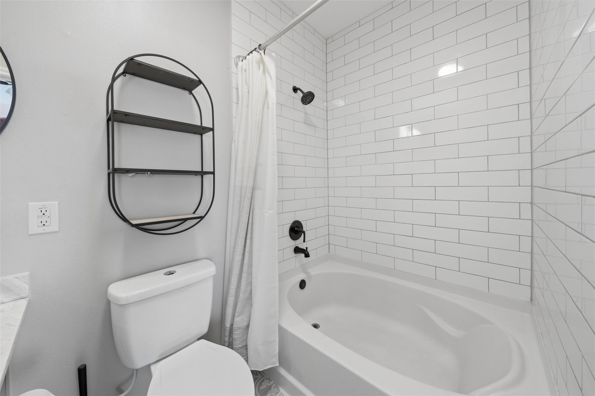 1929 Kemah Village Drive