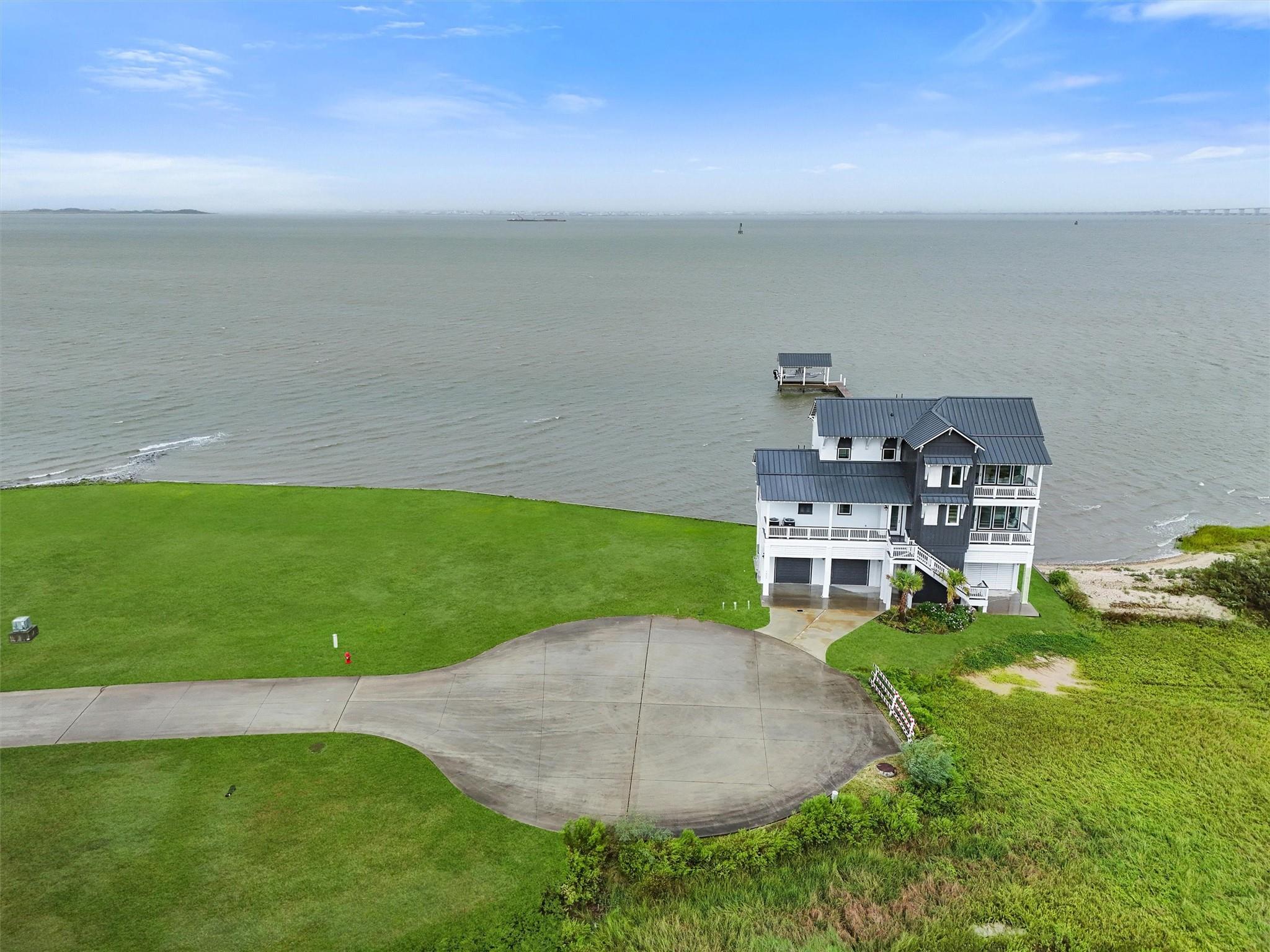 1406 Bay Pointe Drive, Galveston