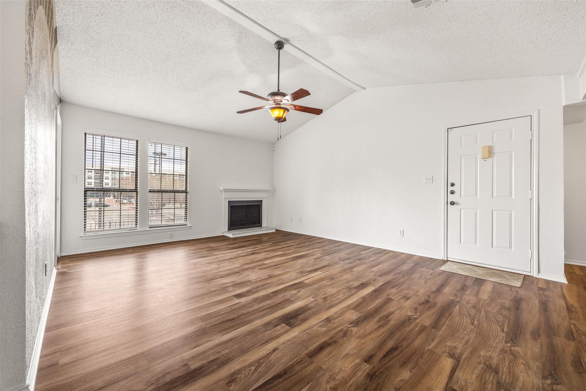 1202 Thorpe Lane # 612