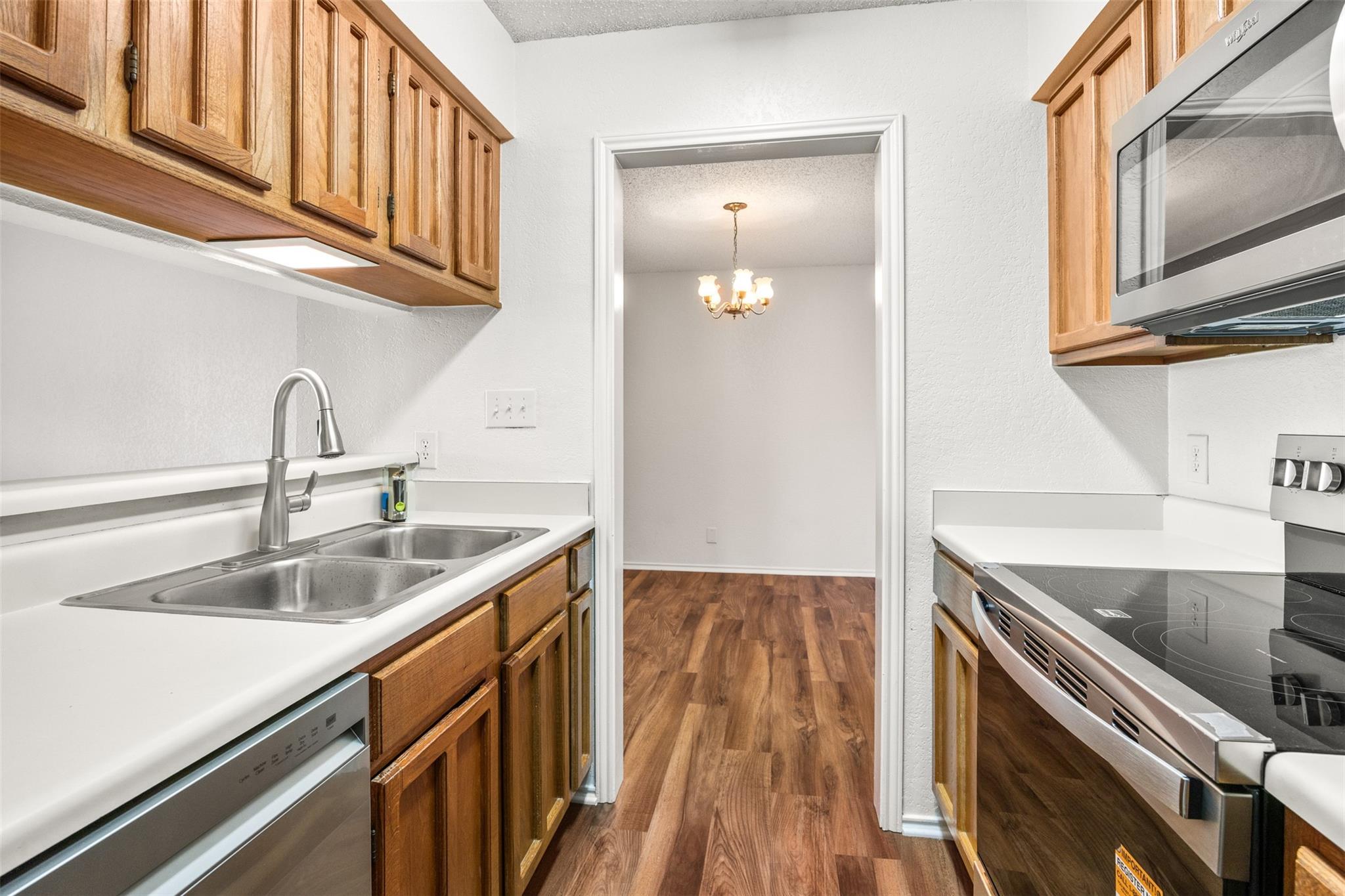 1202 Thorpe Lane # 612