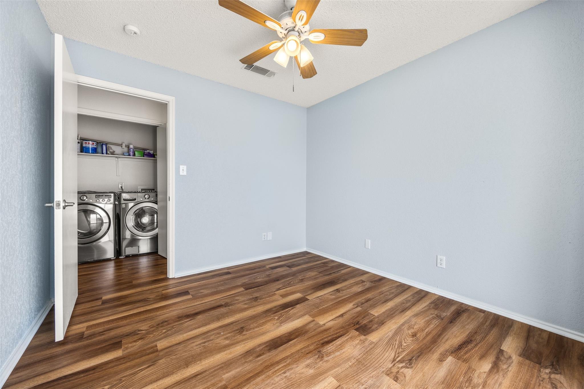 1202 Thorpe Lane # 612