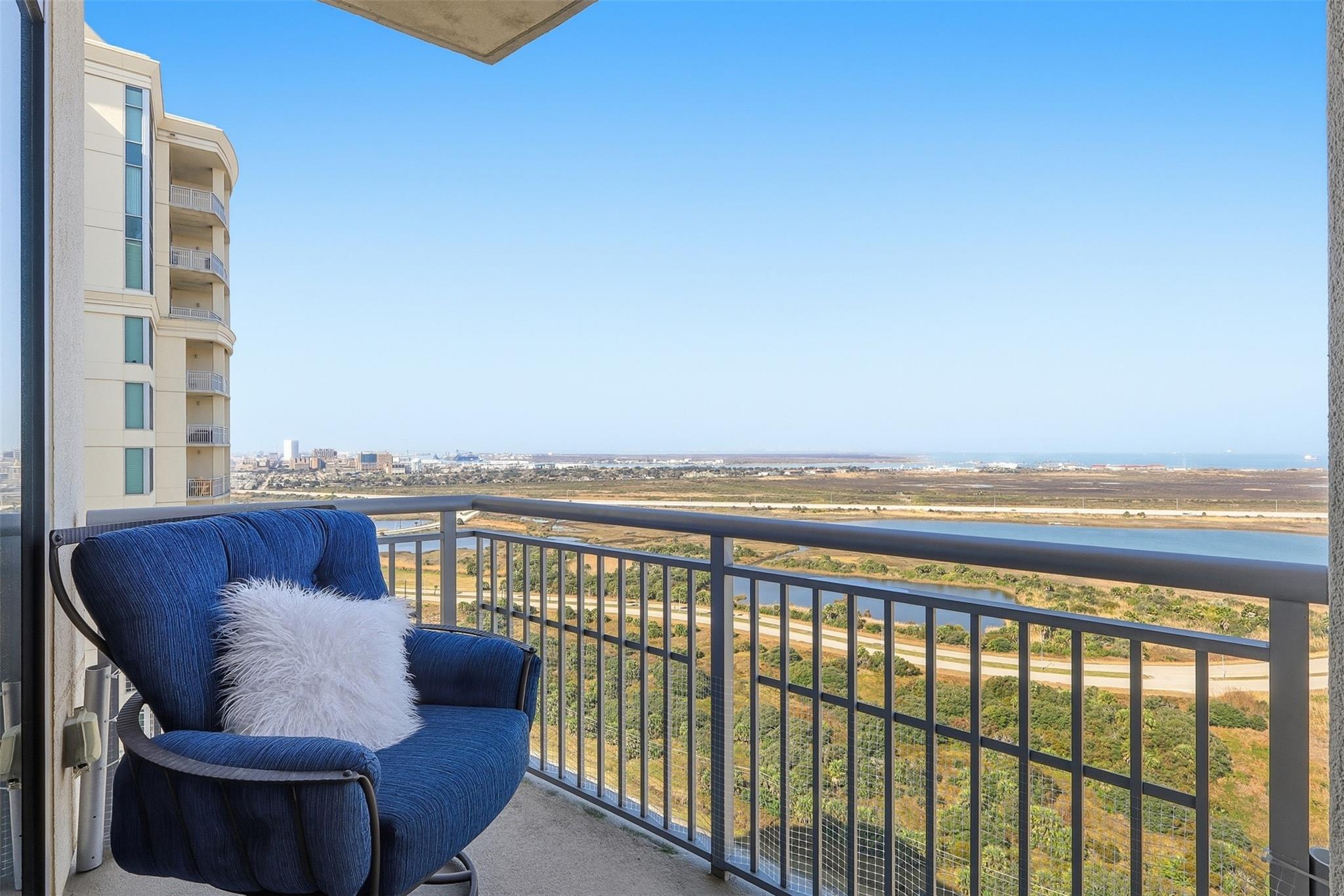 801 E Beach Drive Unit: BC2412