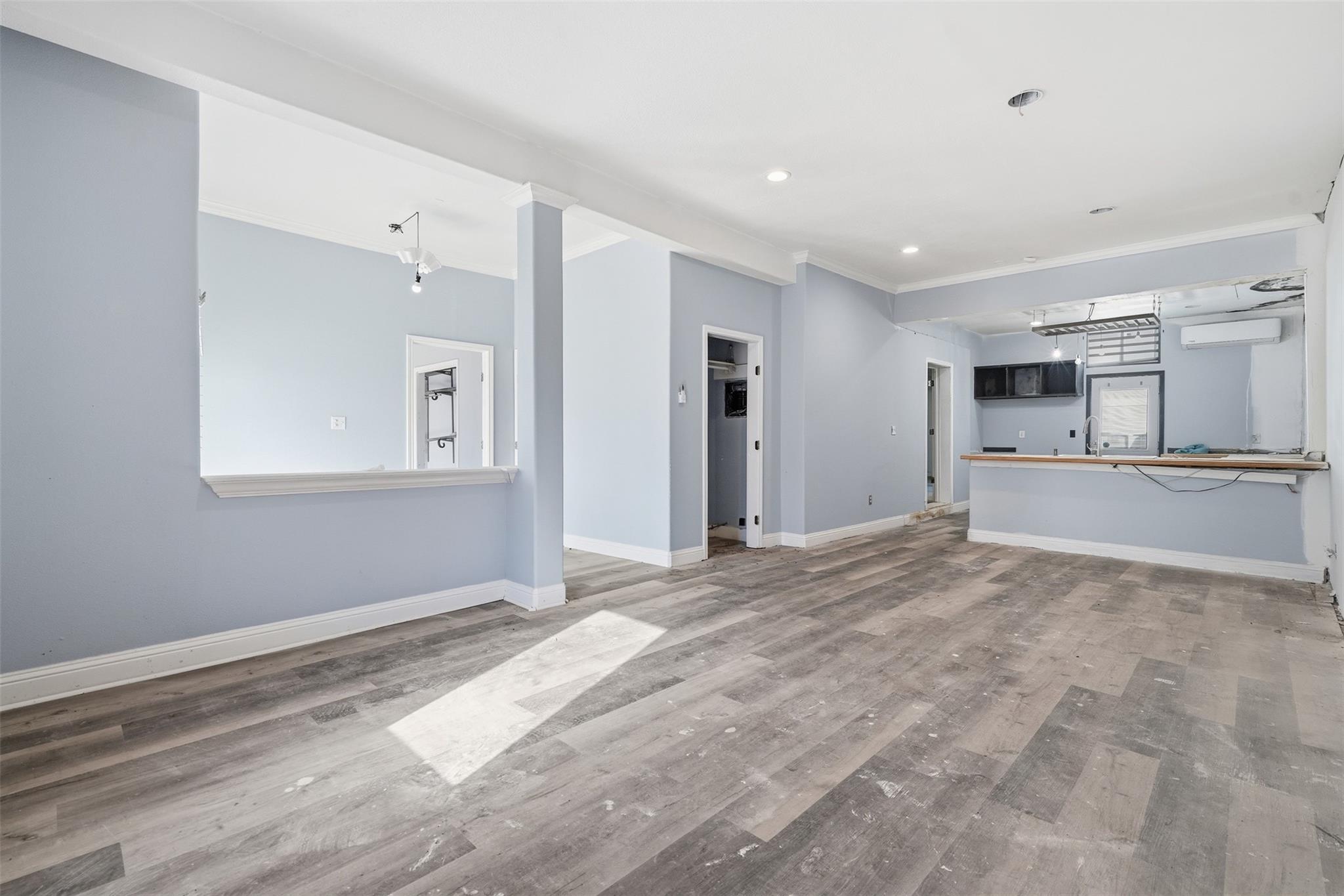 2025 Ave N 1/2