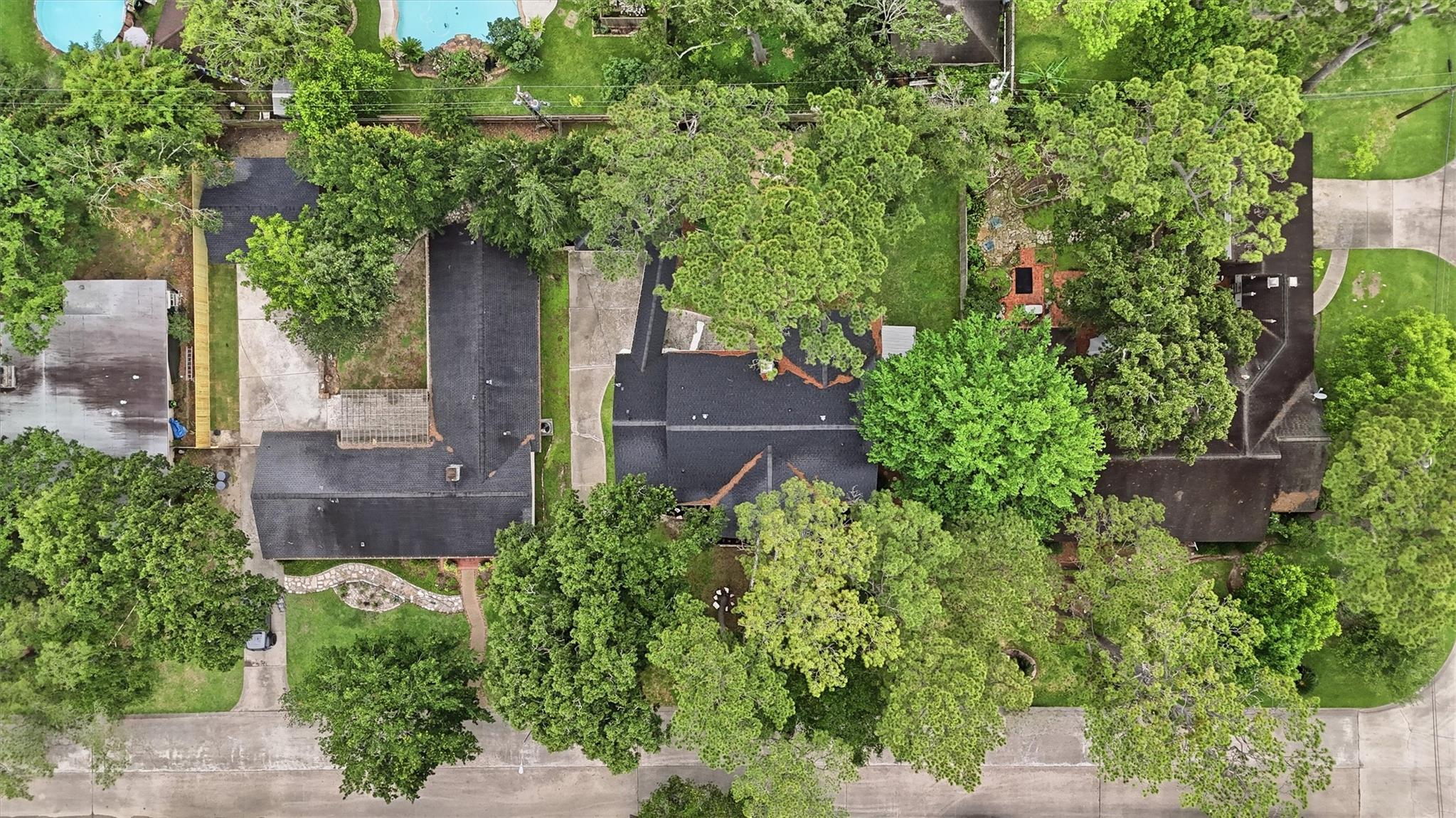 215 Whispering Oaks Drive