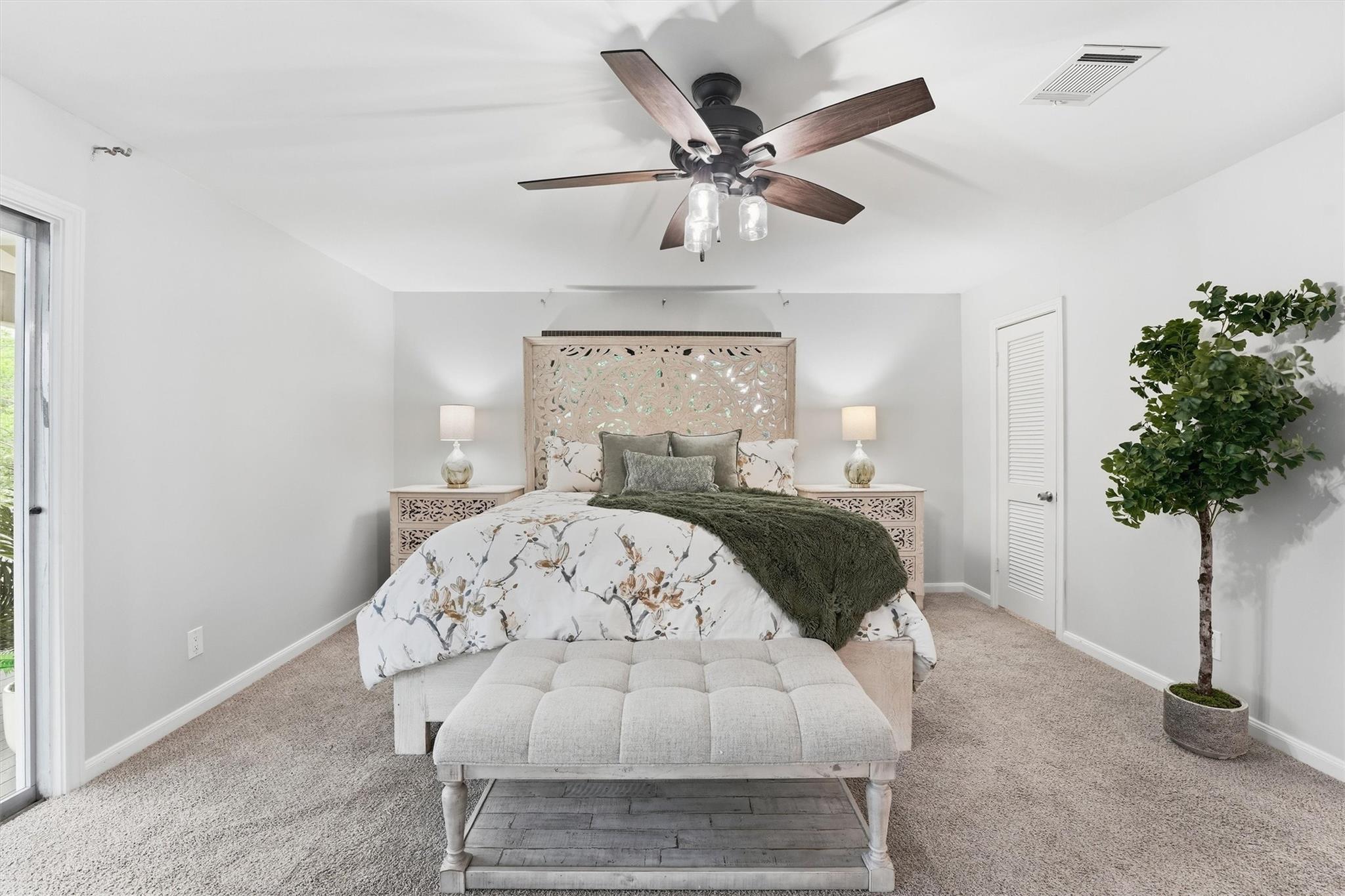 215 Whispering Oaks Drive