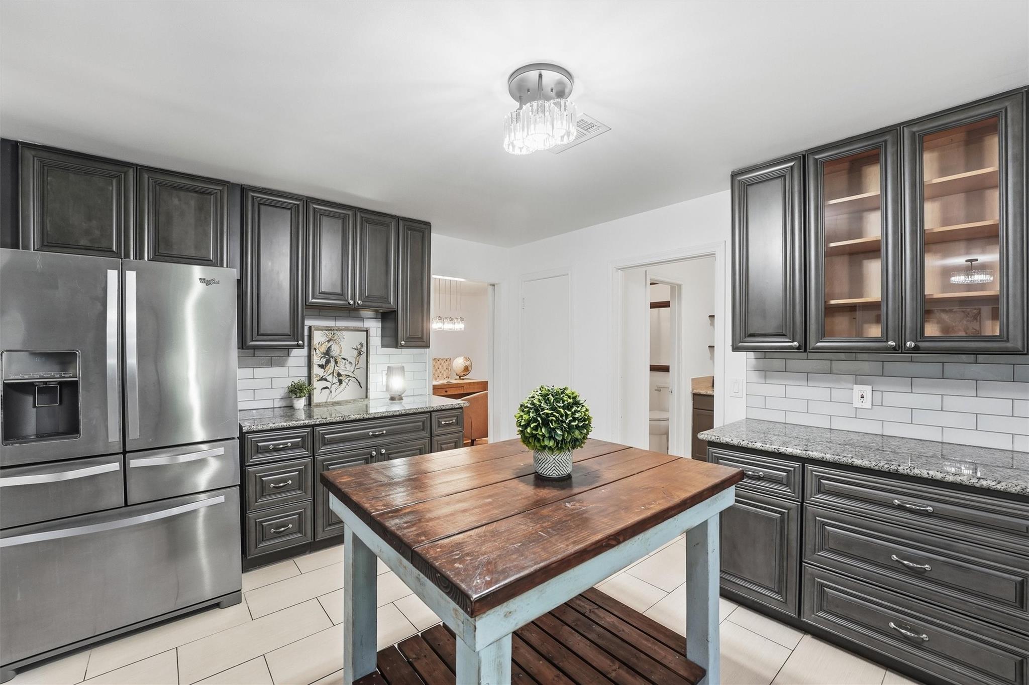 215 Whispering Oaks Drive