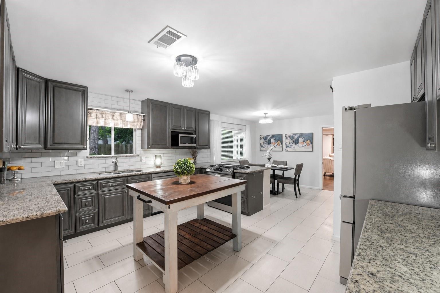 215 Whispering Oaks Drive