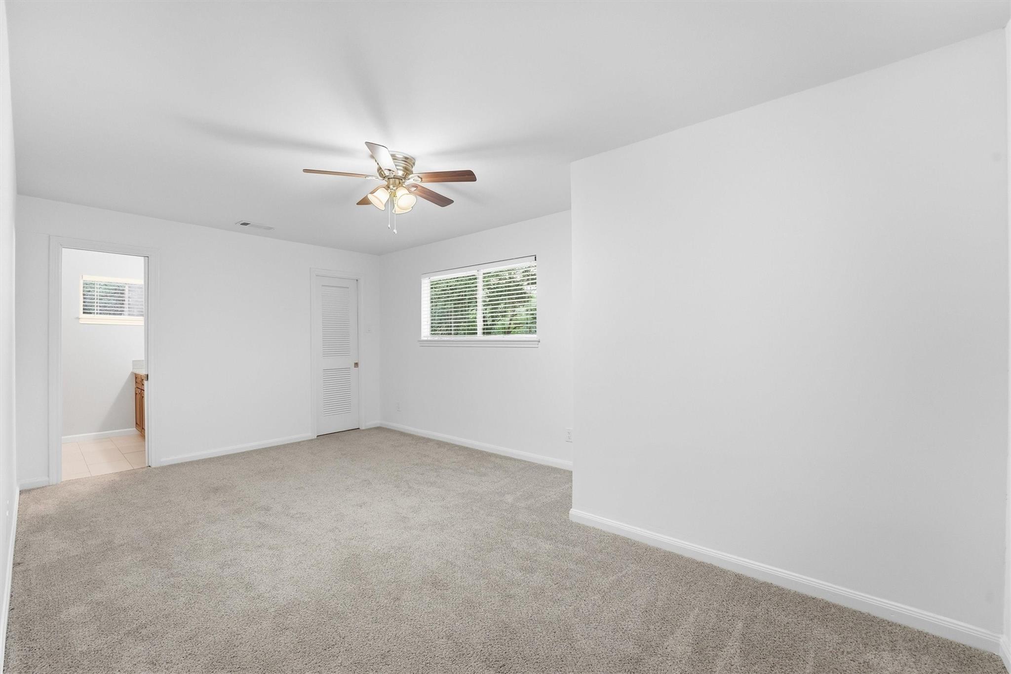 215 Whispering Oaks Drive