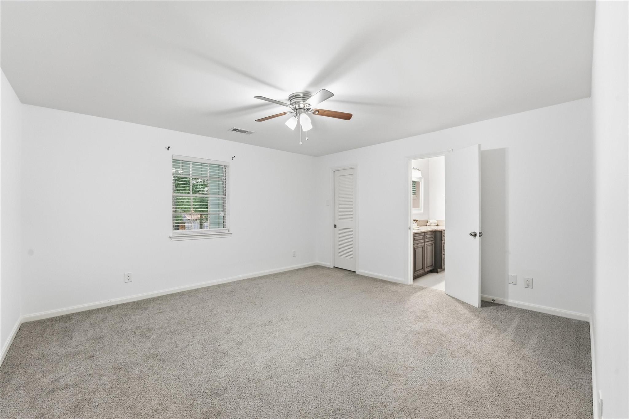 215 Whispering Oaks Drive