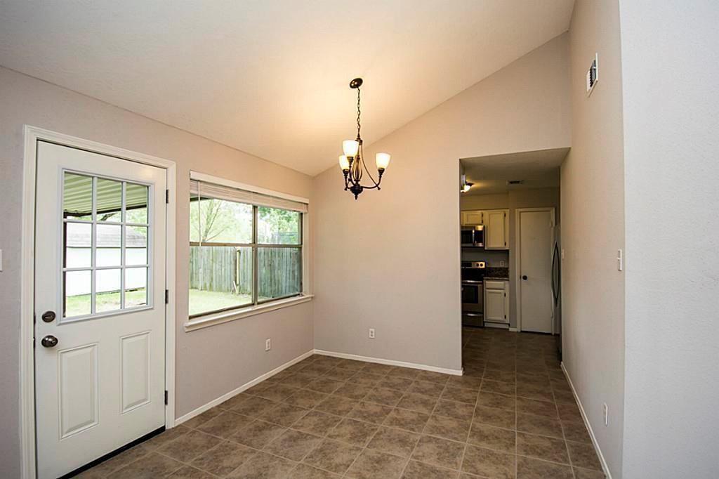 2804 Pinewood Drive