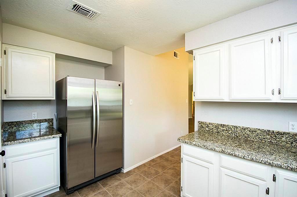 2804 Pinewood Drive