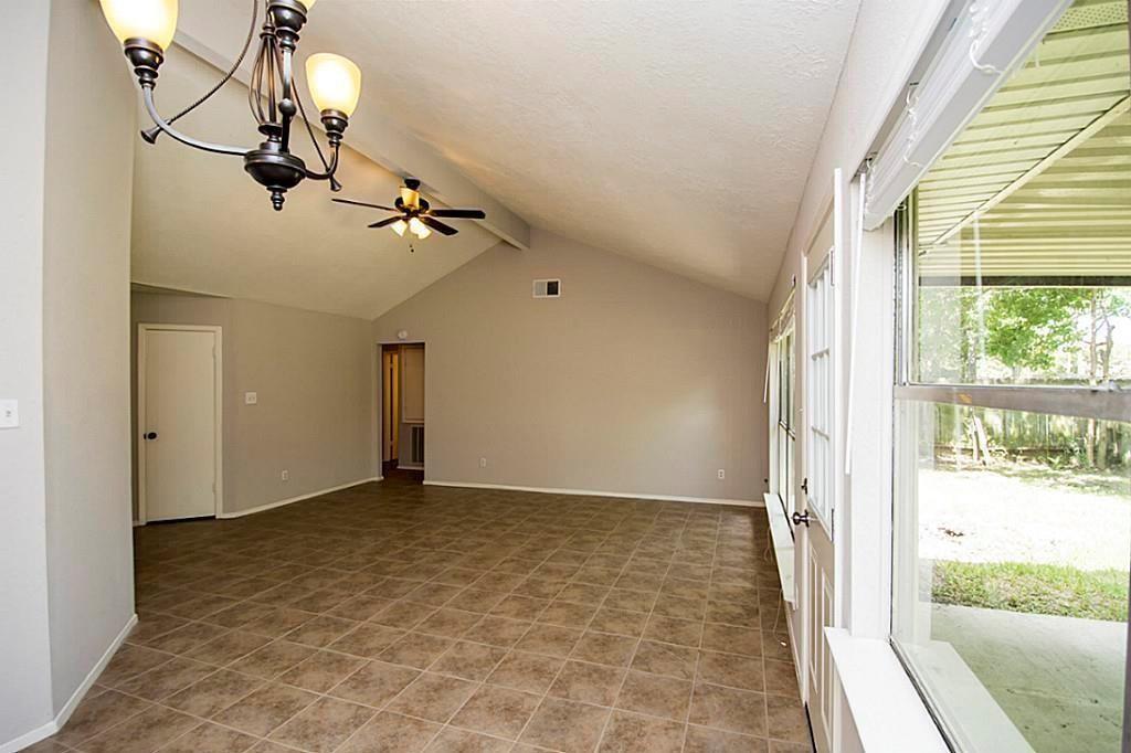 2804 Pinewood Drive